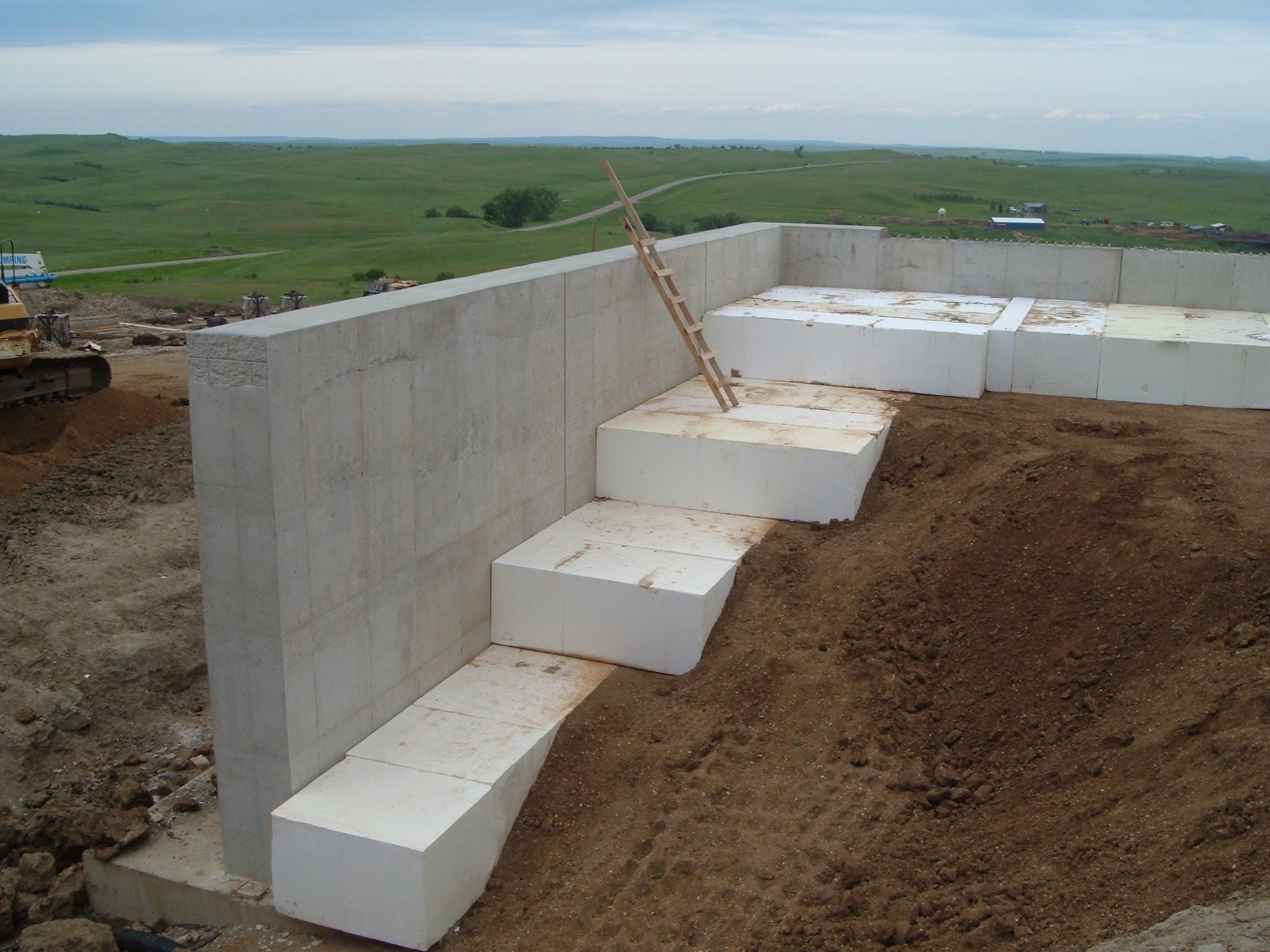 Using Geofoam Blocks for Retaining Walls and Foundations